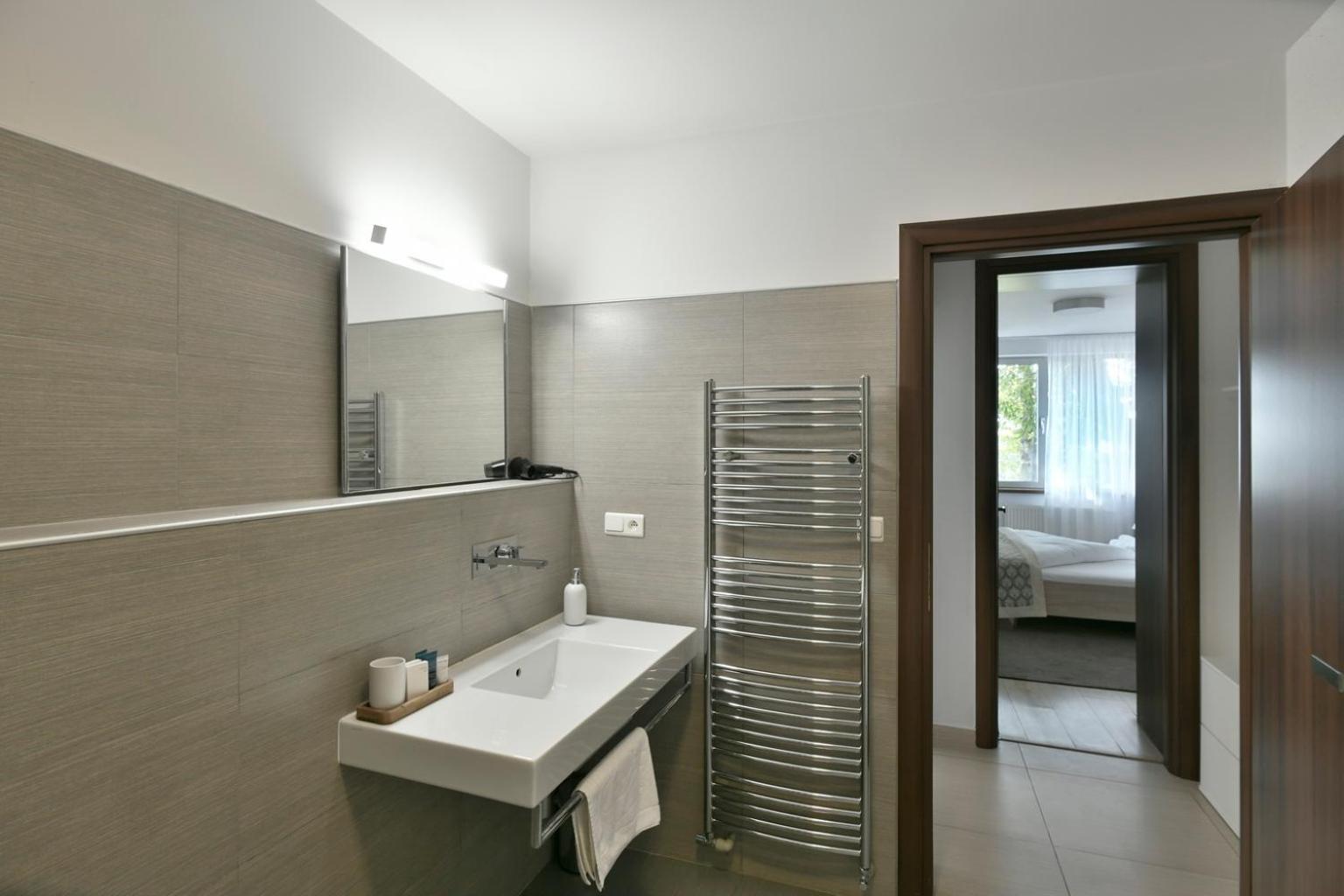 River View Apartments Hotel Bratislava Habitación foto